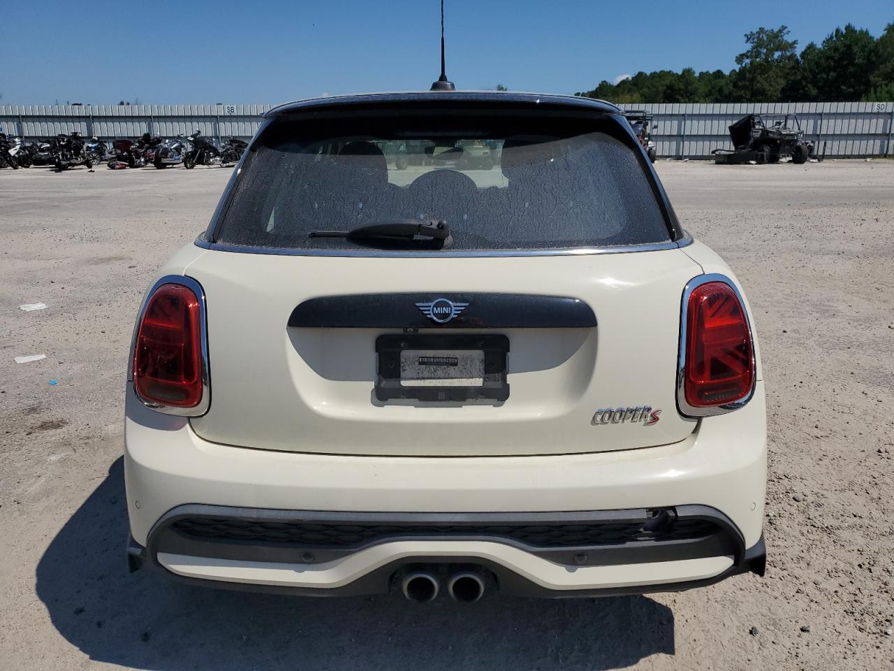 2022 Mini Cooper S VIN: WMW53DK04N2R85395 Lot: 70874805