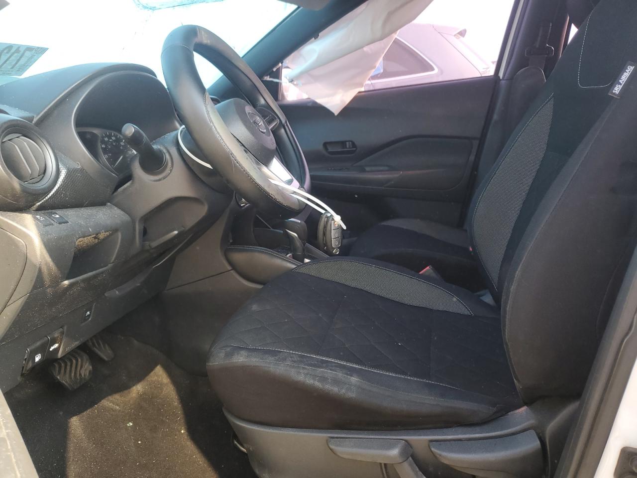 2018 Nissan Kicks S VIN: 3N1CP5CU2JL530627 Lot: 71219615