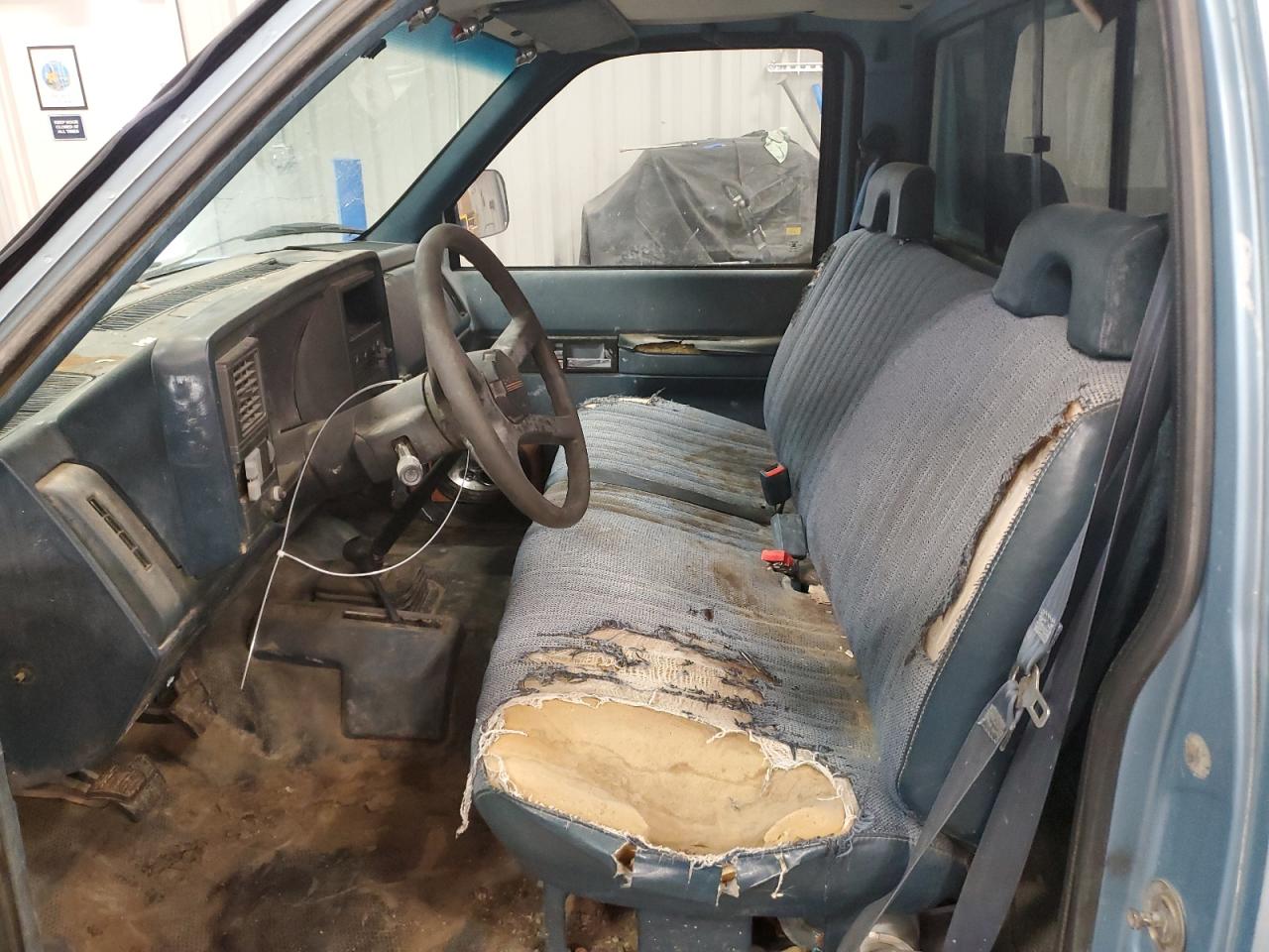 1992 Chevrolet Gmt-400 K1500 VIN: 1GCEK14ZXNE132725 Lot: 80033515