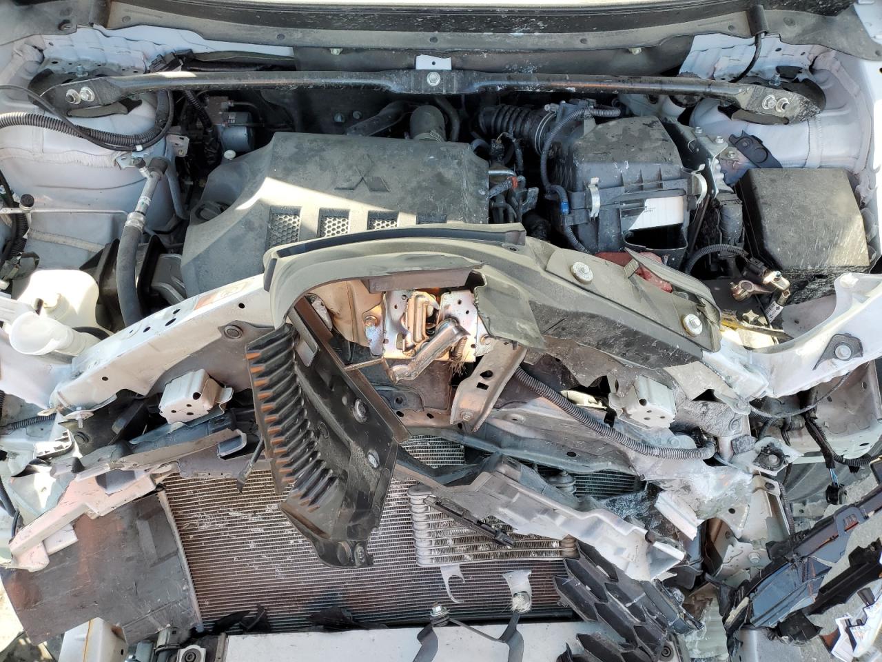 2024 Mitsubishi Eclipse Cross Es VIN: JA4ATUAA8RZ070357 Lot: 81191585