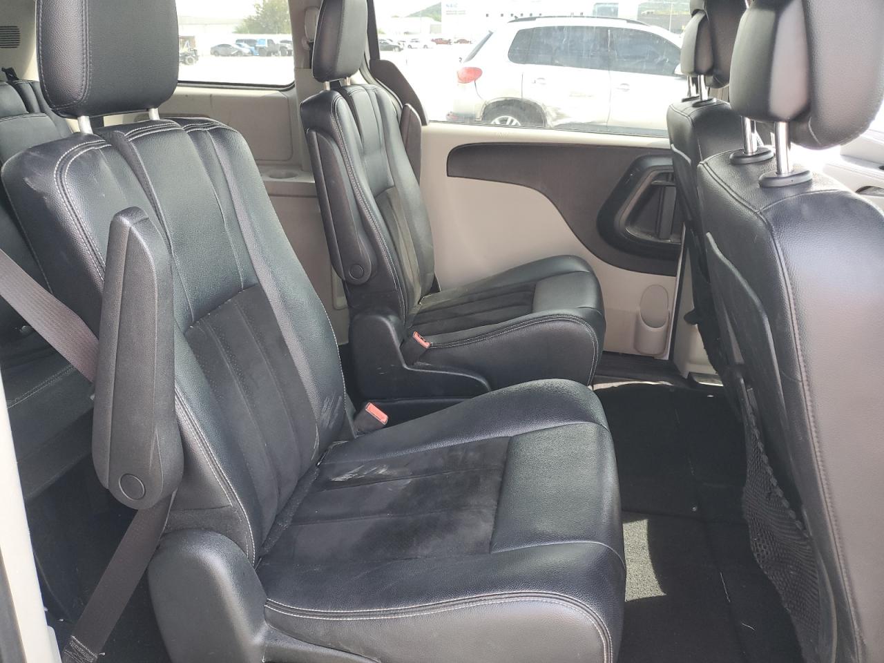 2017 Dodge Grand Caravan Sxt VIN: 2C4RDGCG1HR689948 Lot: 71618035