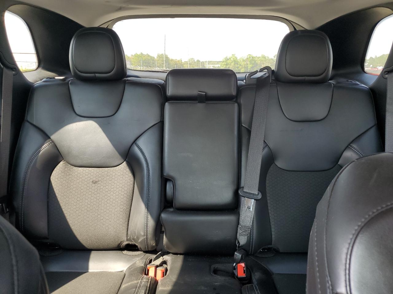 2020 Jeep Cherokee Latitude Plus VIN: 1C4PJLLB7LD610730 Lot: 81234305