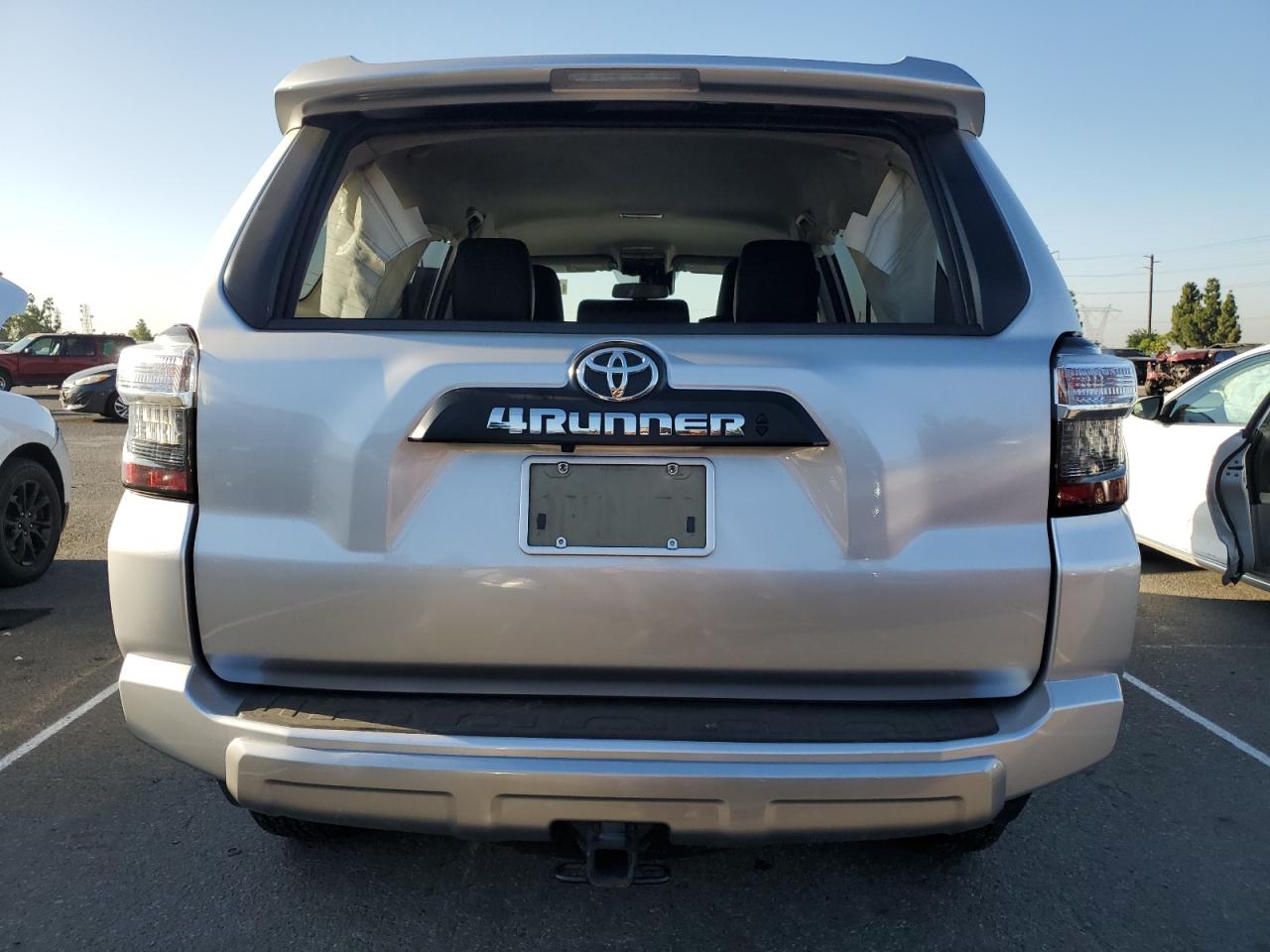 2021 Toyota 4Runner Sr5 Premium VIN: JTERU5JR2M5933621 Lot: 83837065