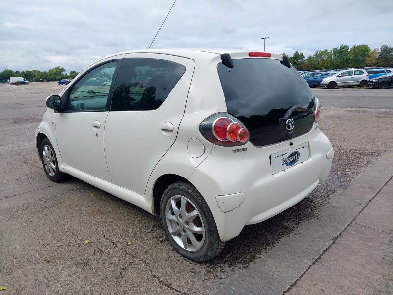 2013 TOYOTA AYGO MODE VVT-I 