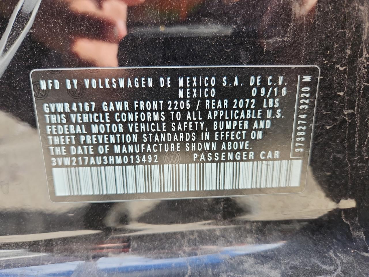 2017 Volkswagen Golf S VIN: 3VW217AU3HM013492 Lot: 83961175