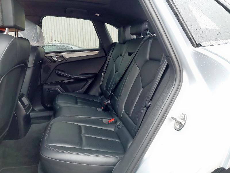 2014 PORSCHE MACAN S S-A 