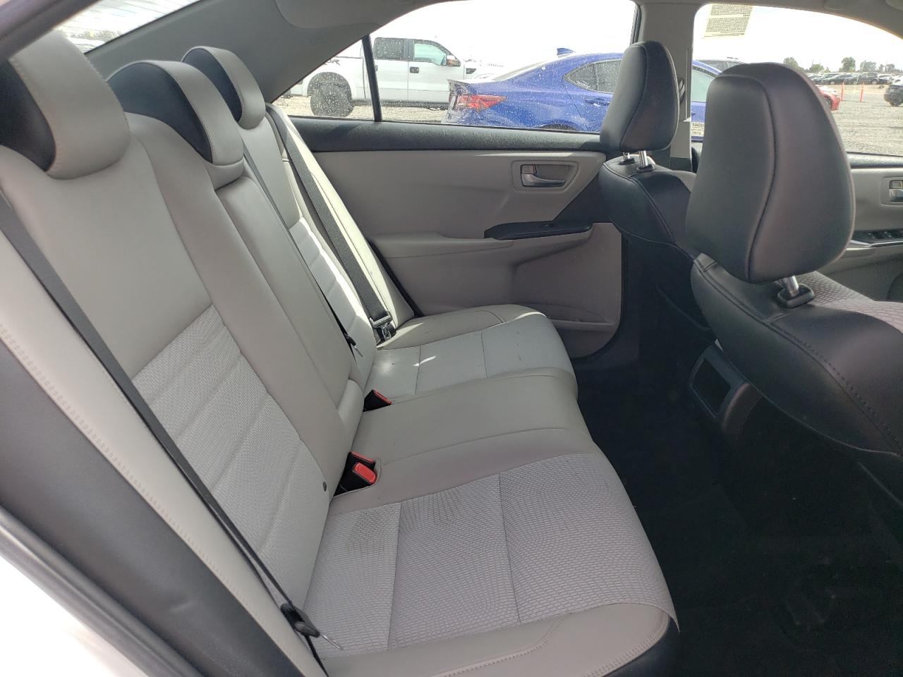 2016 Toyota Camry Le VIN: 4T1BF1FK4GU187666 Lot: 81872555