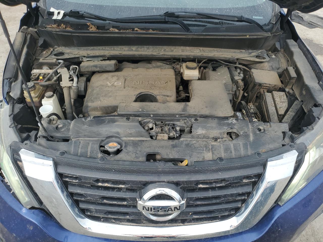 2018 Nissan Pathfinder S VIN: 5N1DR2MM0JC607415 Lot: 81068115