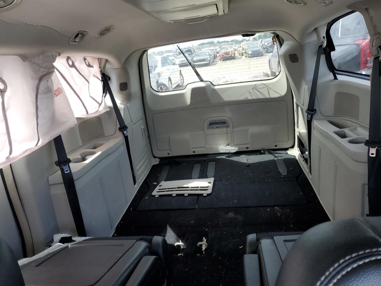 2014 Chrysler Town & Country Touring VIN: 2C4RC1BG1ER325887 Lot: 71209305