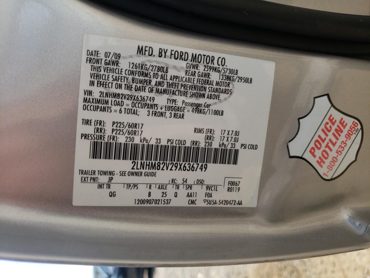 2009 Lincoln Town Car Signature Limited VIN: 2LNHM82V29X636749 Lot: 81804445