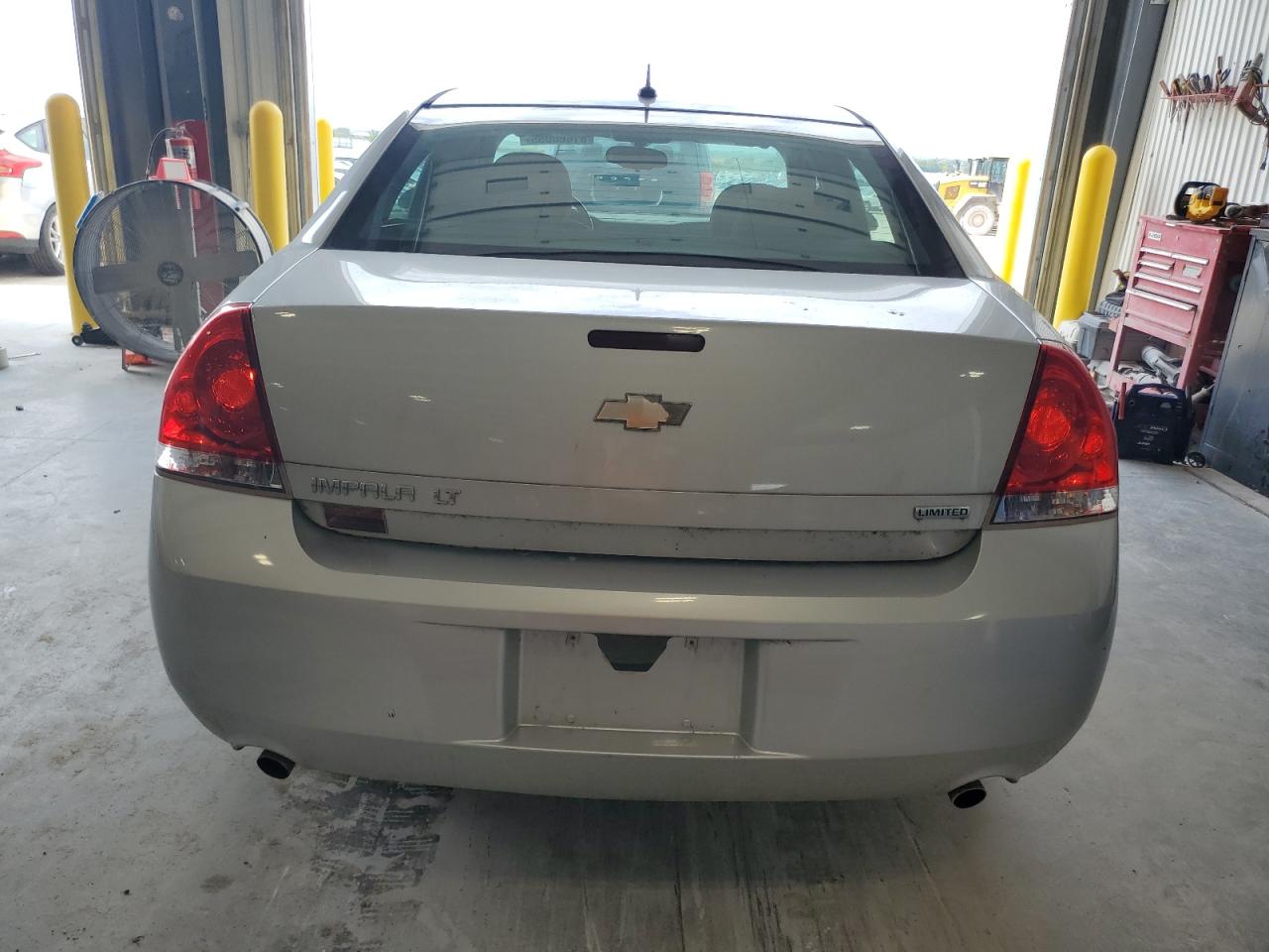 2014 Chevrolet Impala Limited Lt VIN: 2G1WB5E30E1108174 Lot: 81660055