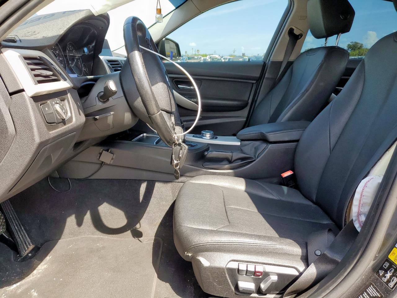 2018 BMW 320 Xi VIN: WBA8A3C57JA499882 Lot: 81157205