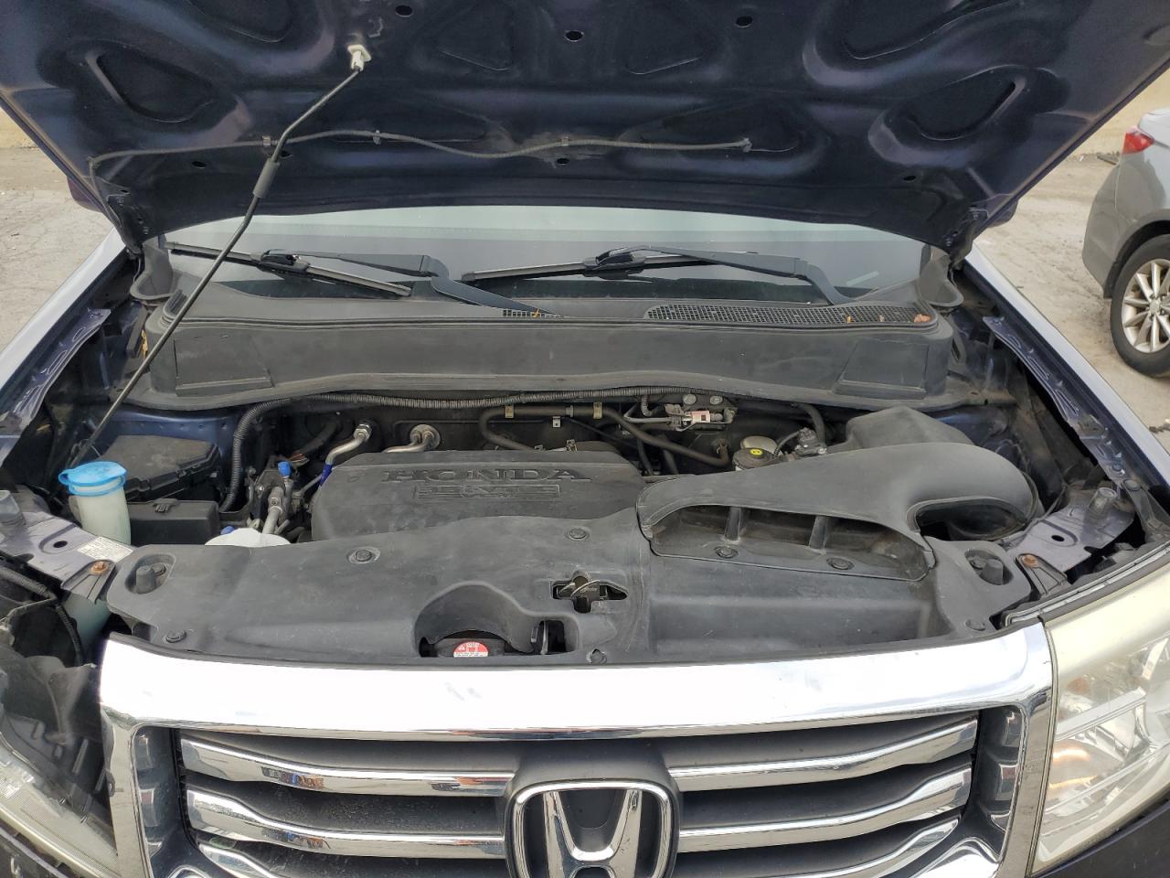 2015 Honda Pilot Touring VIN: 5FNYF4H92FB047357 Lot: 80491915