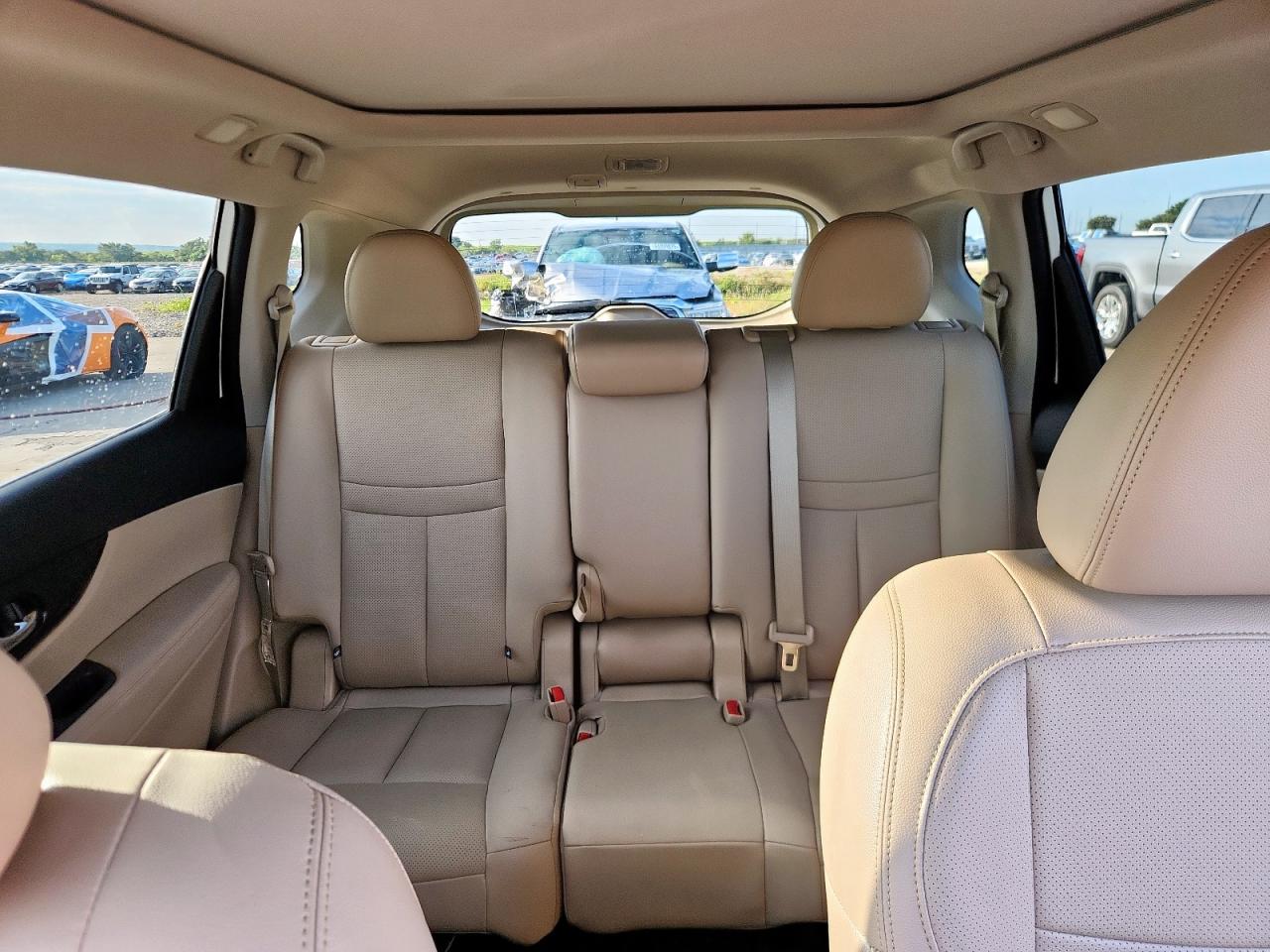 2017 Nissan Rogue S VIN: 5N1AT2MT3HC798110 Lot: 84210495