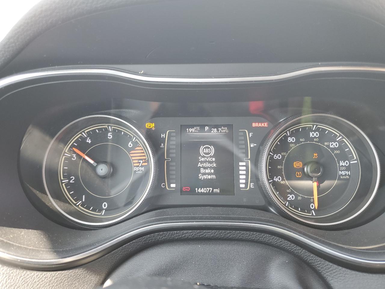 2020 Jeep Cherokee Latitude VIN: 1C4PJLCB7LD615135 Lot: 81102775