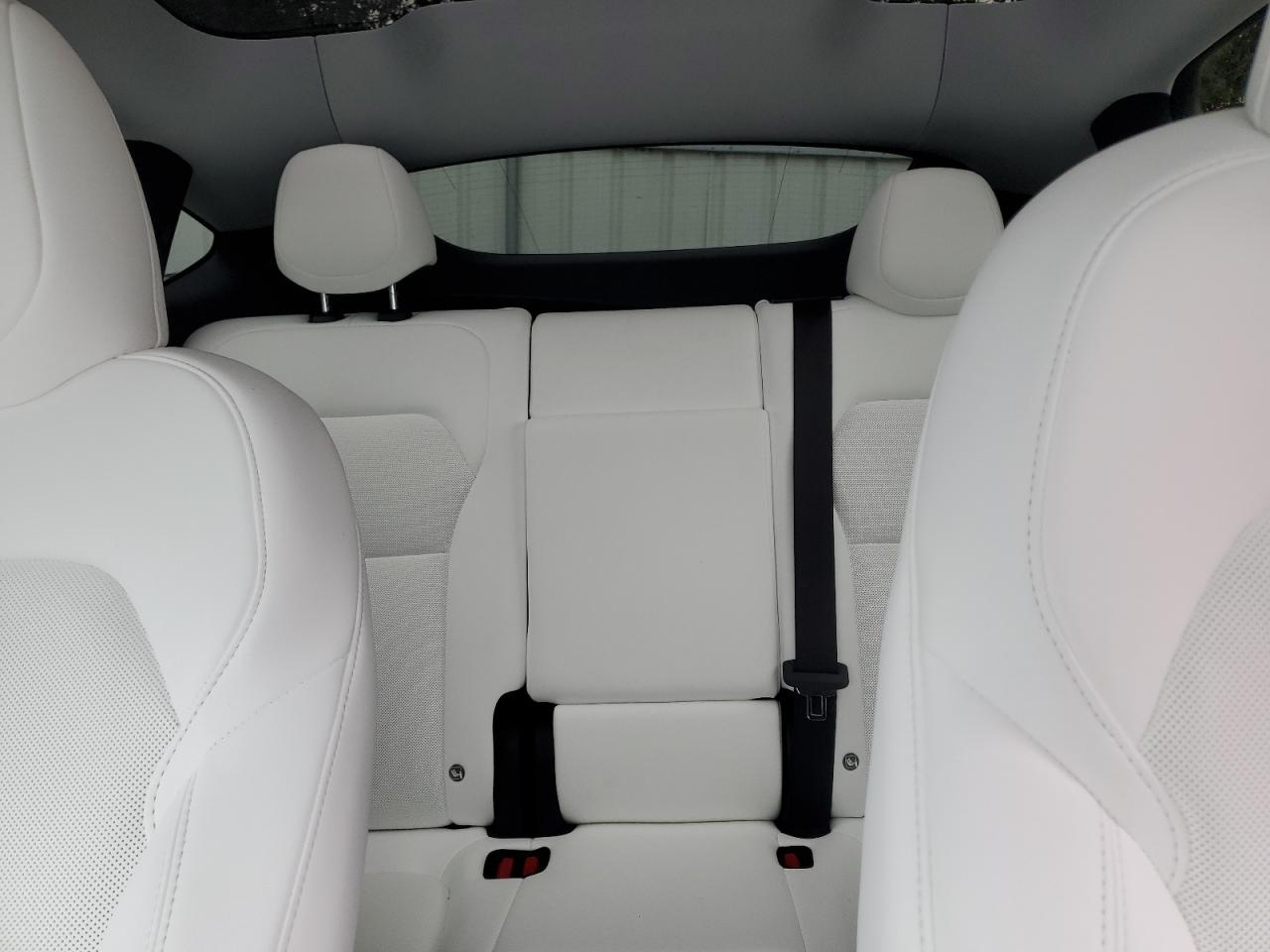 2026 Tesla Model Y VIN: 7SAYGDEE1TA461241 Lot: 80919845