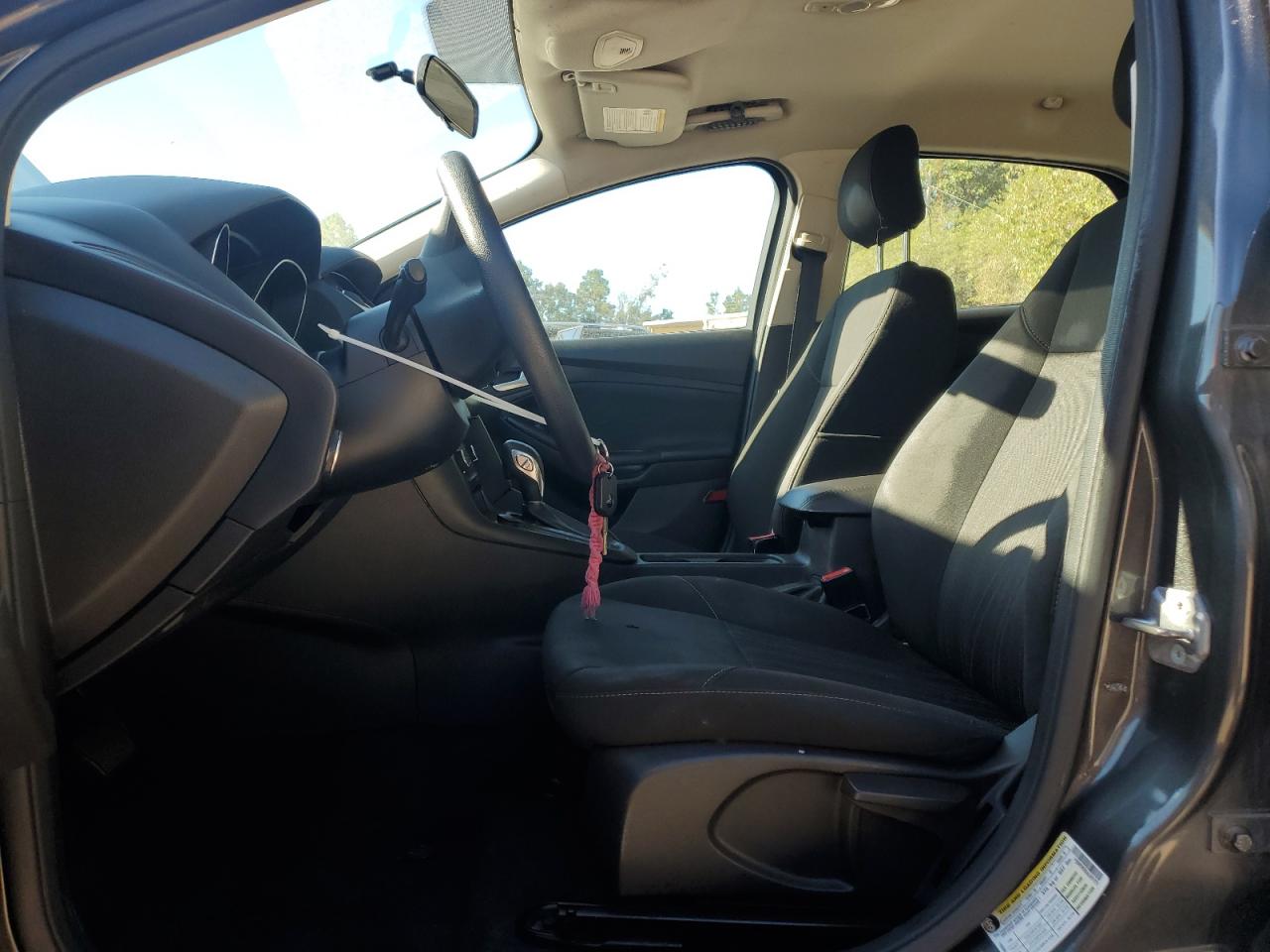 2018 Ford Focus Se VIN: 1FADP3K28JL251271 Lot: 80885875