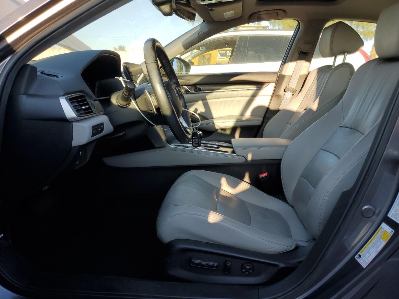 2019 Honda Accord Touring Hybrid VIN: 1HGCV3F98KA014846 Lot: 80893555