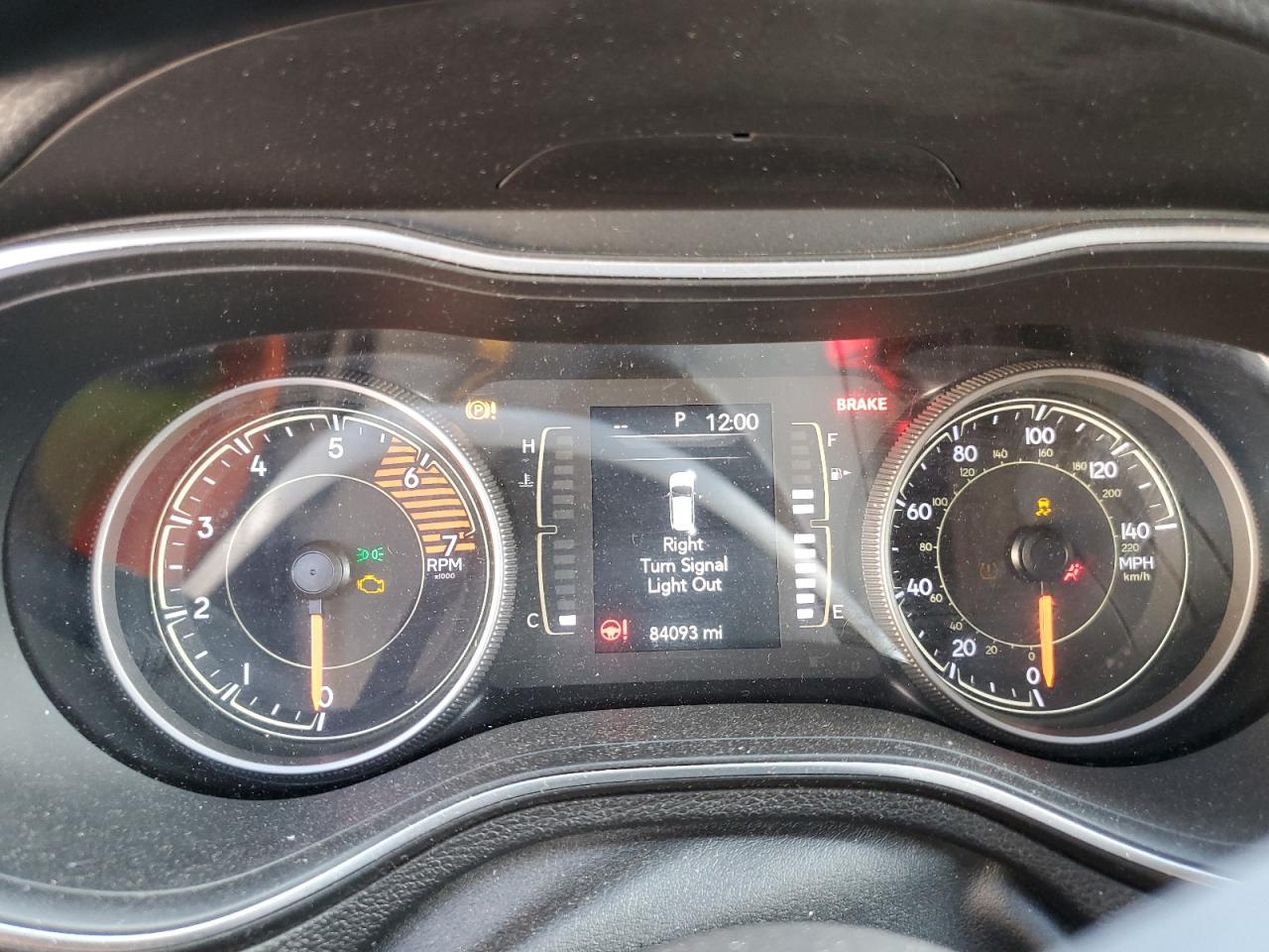 2019 Jeep Cherokee Latitude Plus VIN: 1C4PJLLN3KD267049 Lot: 81344455