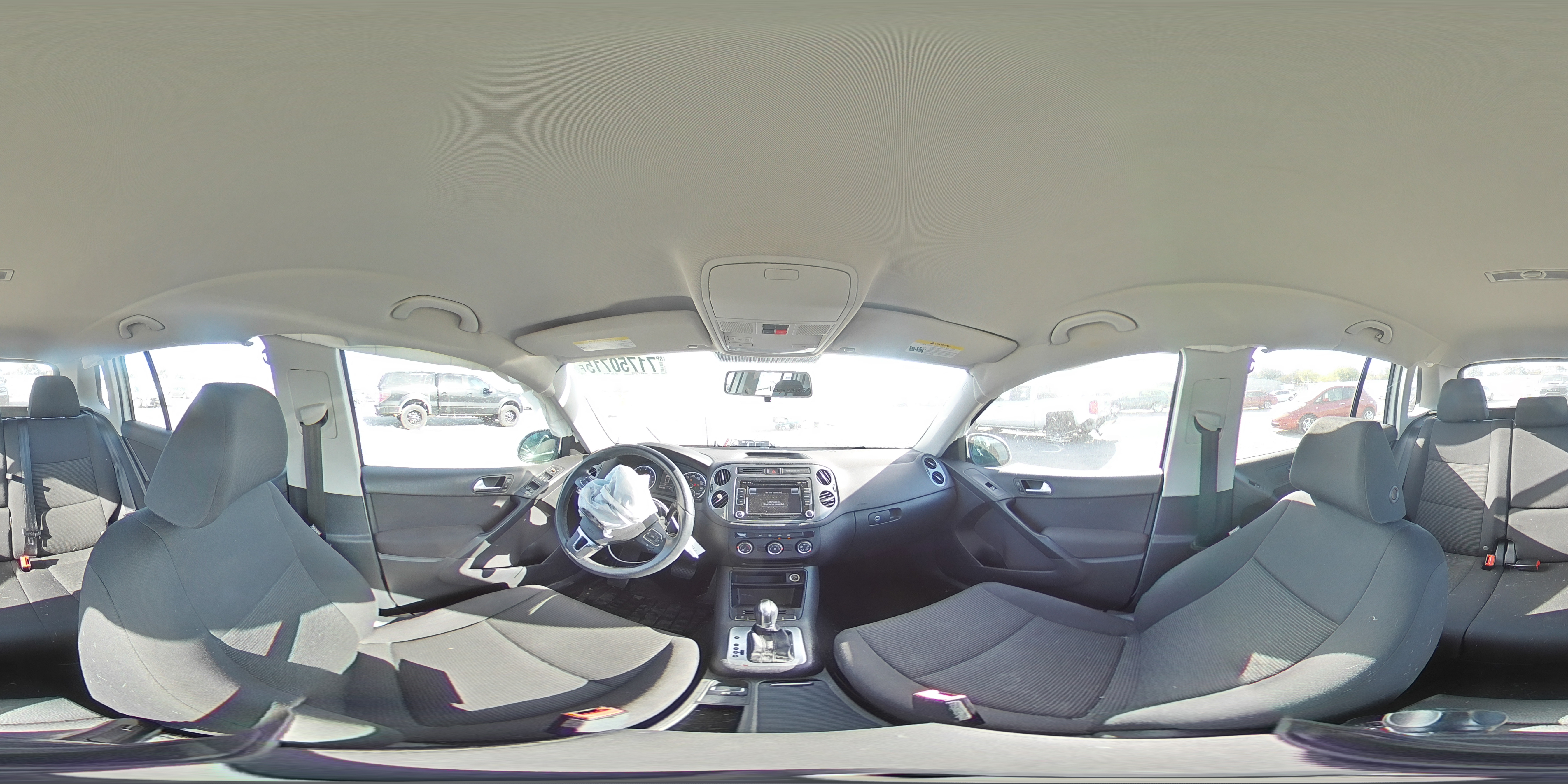 2015 Volkswagen Tiguan S VIN: WVGAV7AX8FW553815 Lot: 71750715