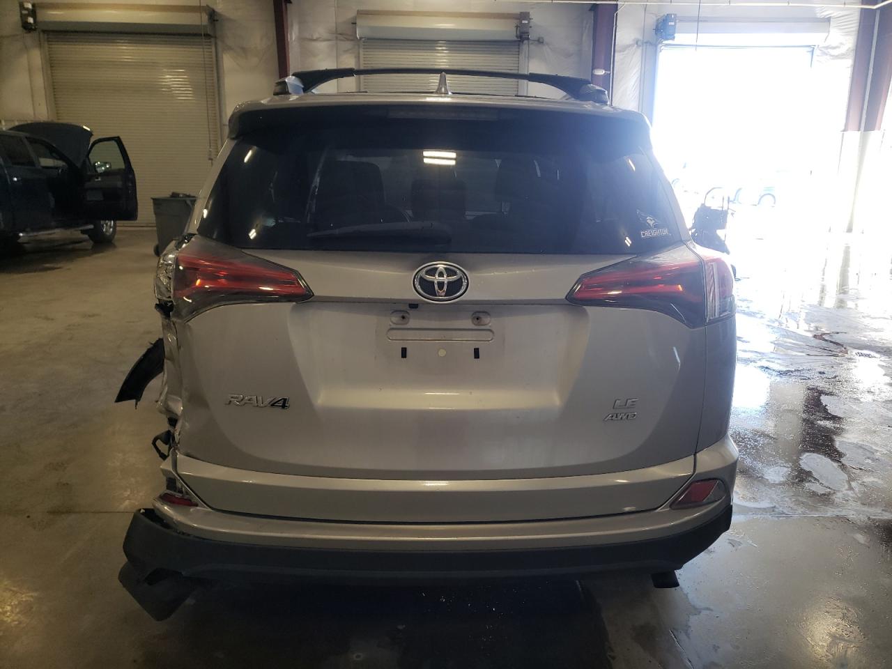 2017 Toyota Rav4 Le VIN: 2T3BFREV2HW591407 Lot: 81788895