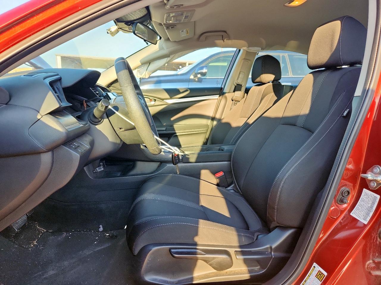 2020 Honda Civic Lx VIN: 19XFC2F6XLE005565 Lot: 81676375