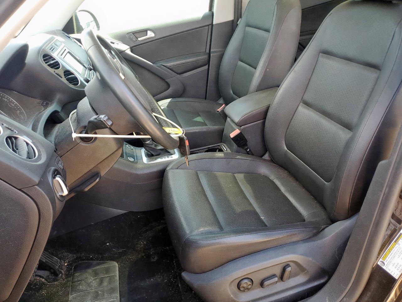 2016 Volkswagen Tiguan S VIN: WVGAV7AX6GW587298 Lot: 71801915