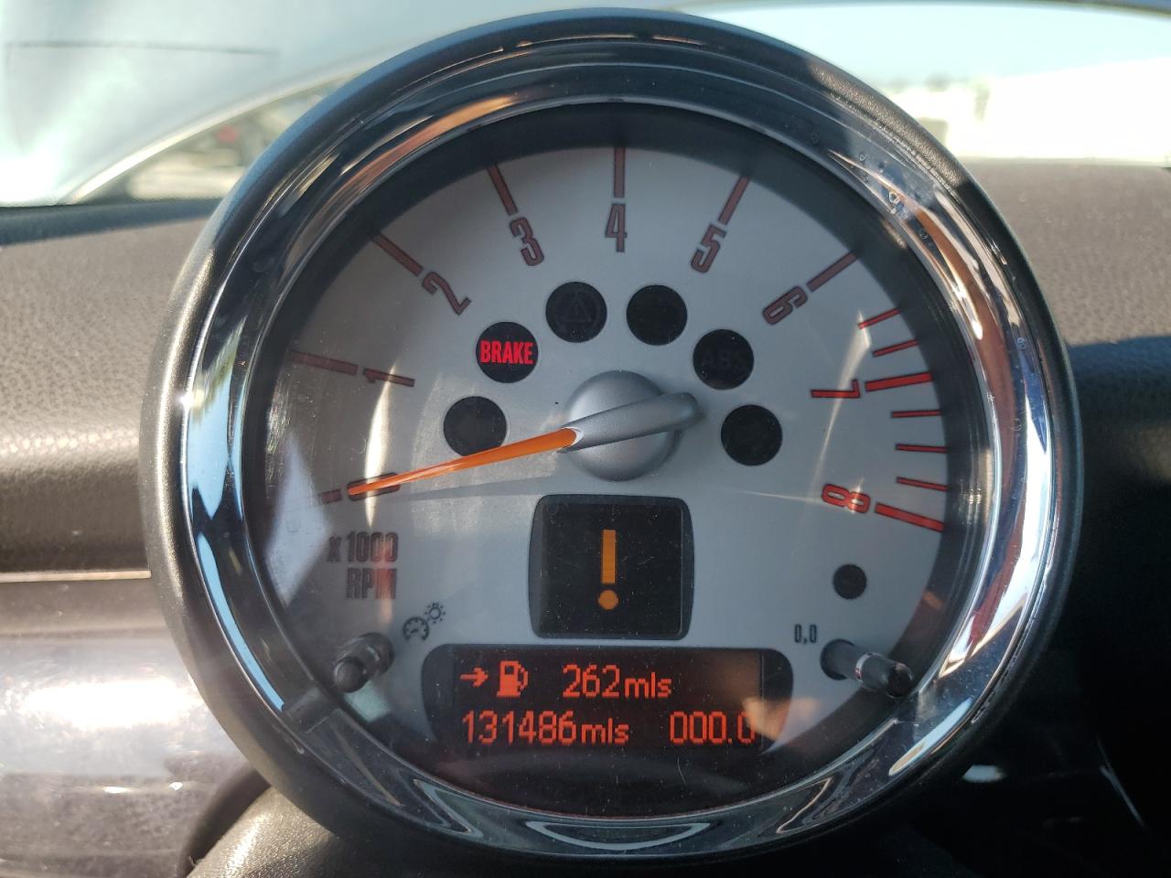 2010 Mini Cooper S VIN: WMWMF7C52ATX41957 Lot: 84436445