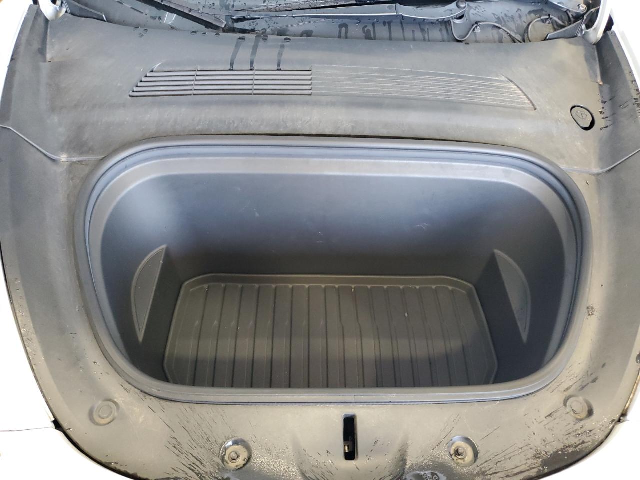 2021 Tesla Model Y VIN: 5YJYGDEE5MF114948 Lot: 84757255