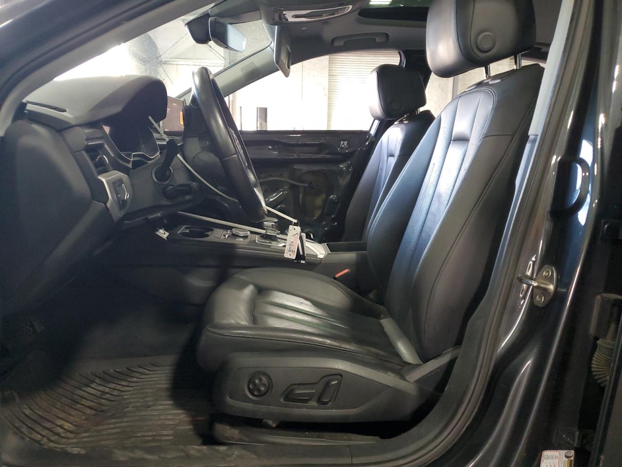 2017 Audi A4 Premium Plus VIN: WAUENAF44HN013899 Lot: 80870615