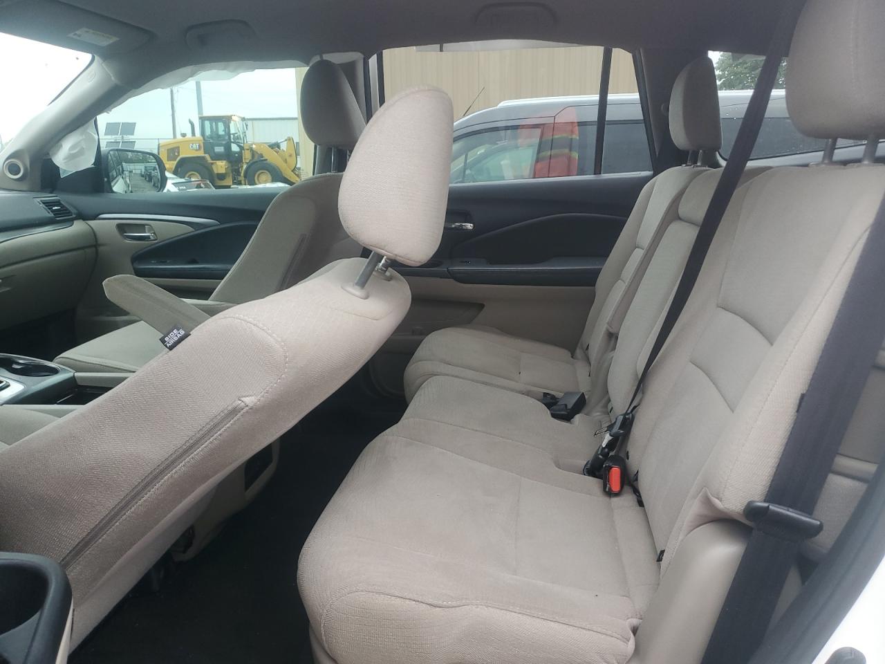 2017 Honda Pilot Lx VIN: 5FNYF5H12HB023630 Lot: 81369765