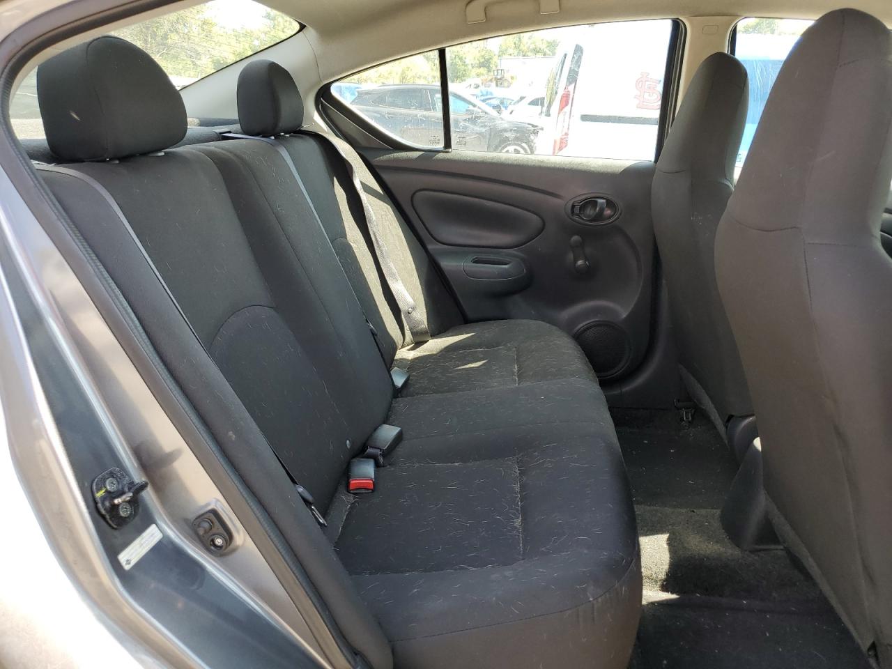 2016 Nissan Versa S VIN: 3N1CN7AP5GL826569 Lot: 80328215