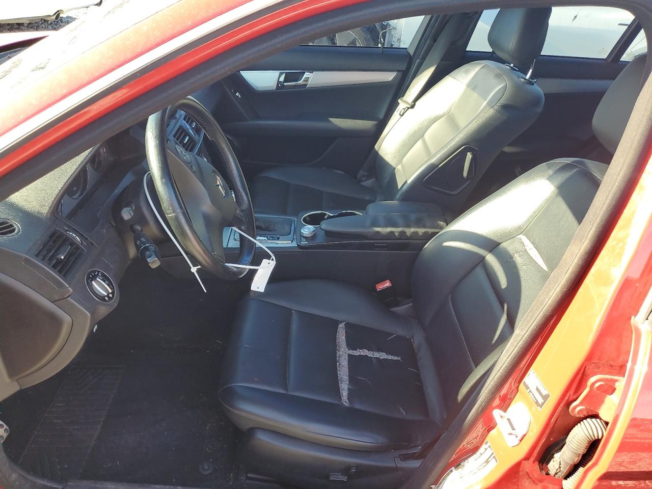 2008 Mercedes-Benz C 300 VIN: WDDGF54X78F135766 Lot: 81842835