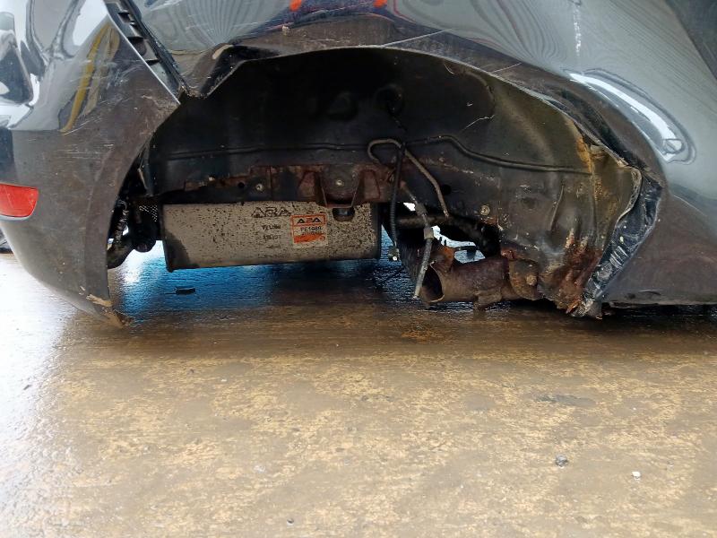 2010 FORD FIESTA TITANIUM 