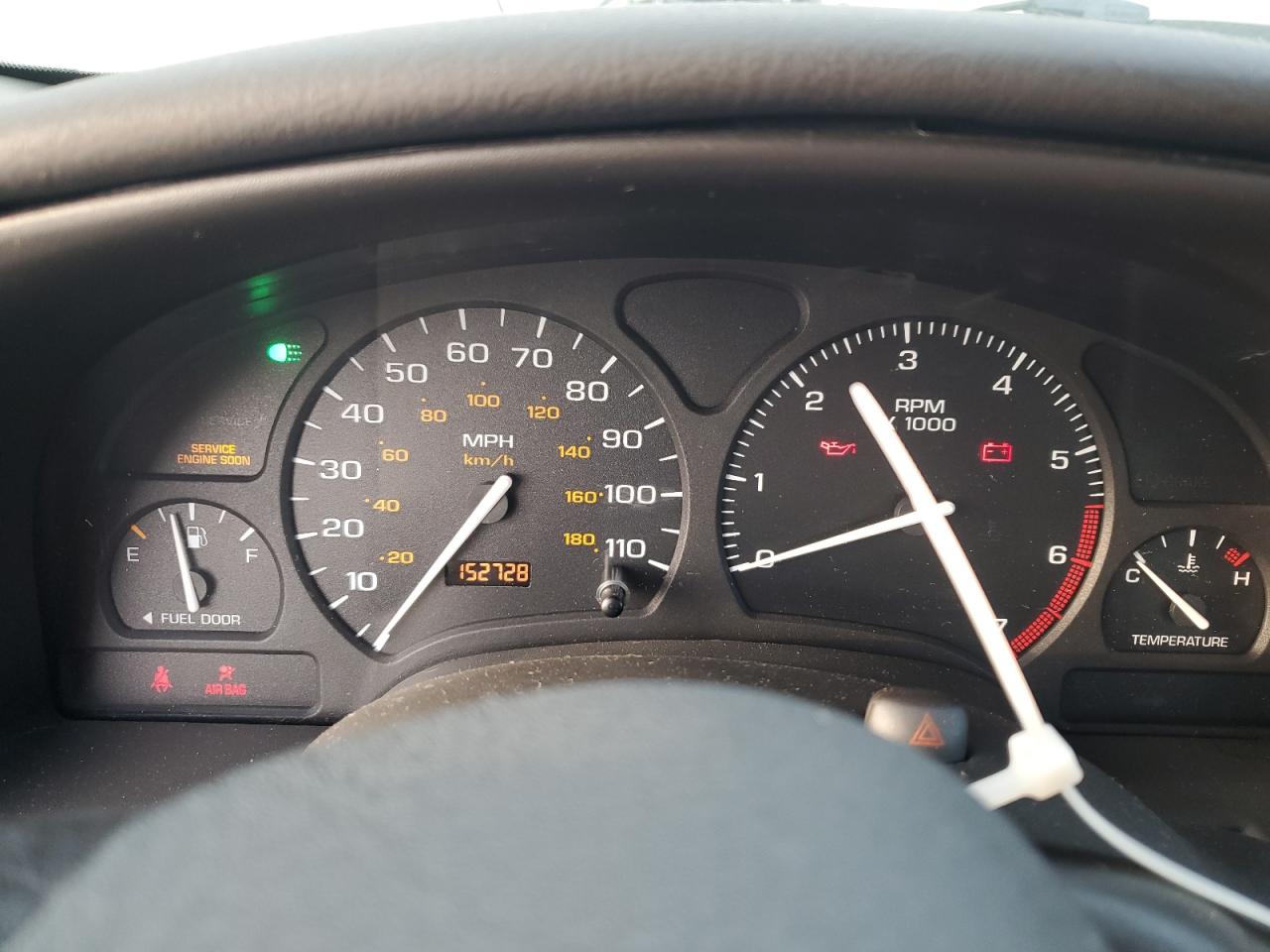 2002 Saturn Sl VIN: 1G8ZF52802Z255309 Lot: 84173835