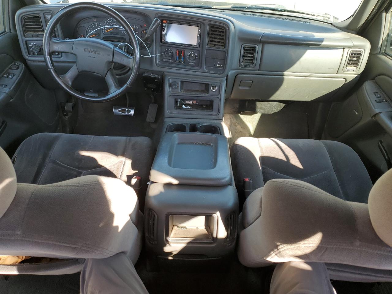 2004 GMC Sierra K2500 Heavy Duty VIN: 1GTHK29UX4E334155 Lot: 81437105