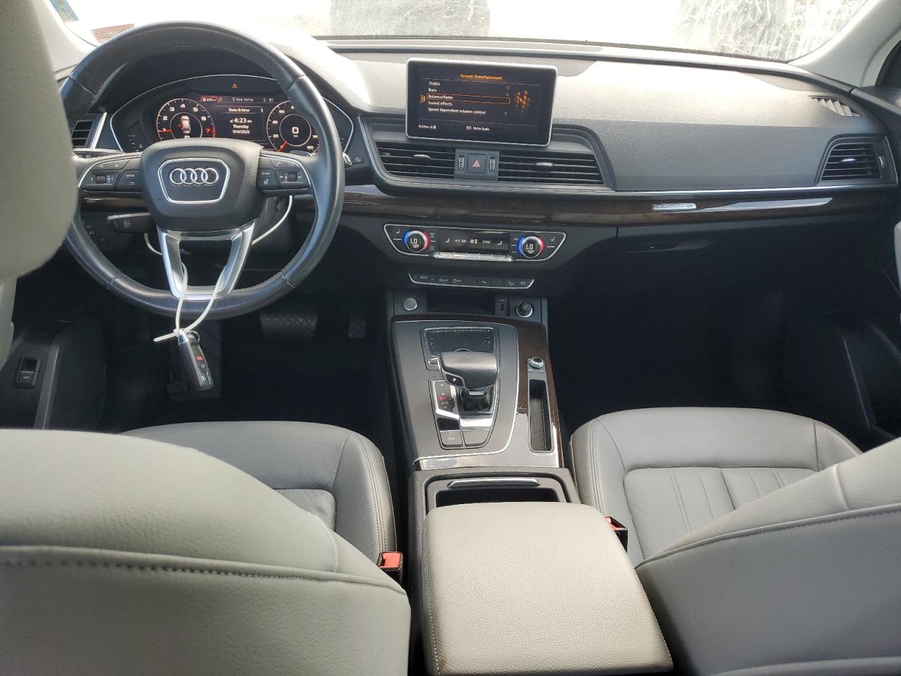 2018 Audi Q5 Premium Plus VIN: WA1BNAFY8J2215168 Lot: 68381675