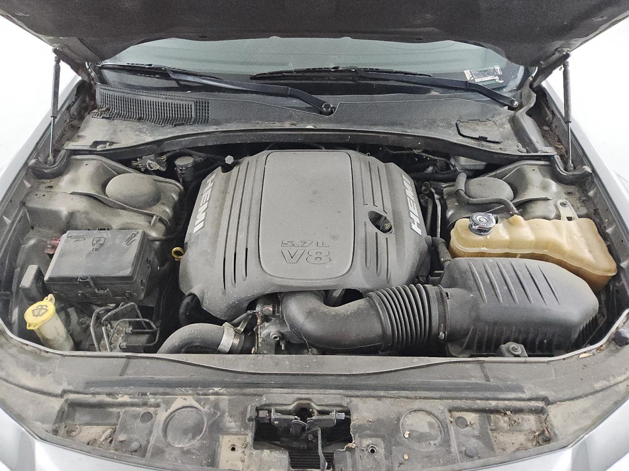 2011 Chrysler 300C VIN: 2C3CA6CT1BH537742 Lot: 80762815