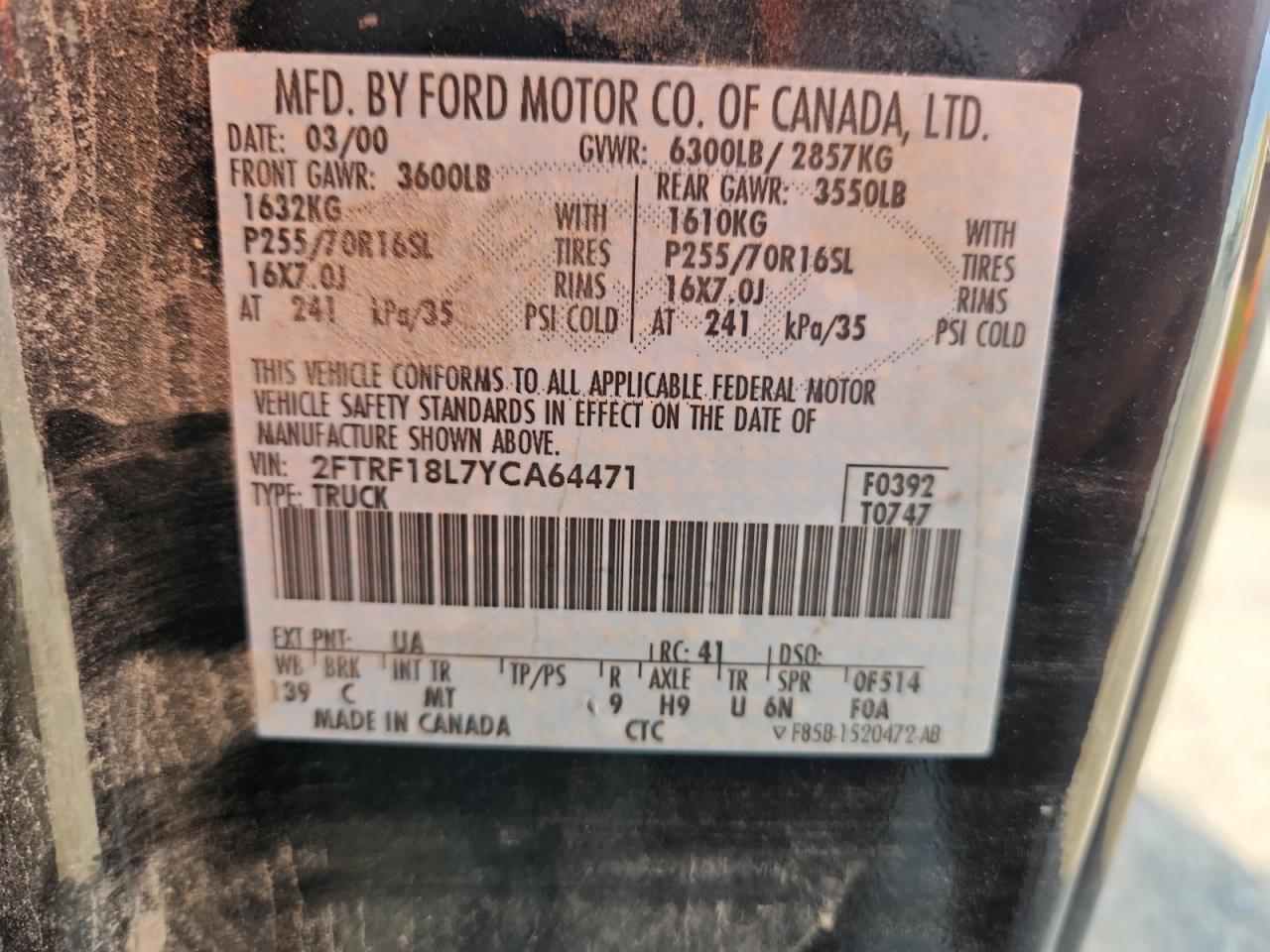 2000 Ford F150 VIN: 2FTRF18L7YCA64471 Lot: 81100235