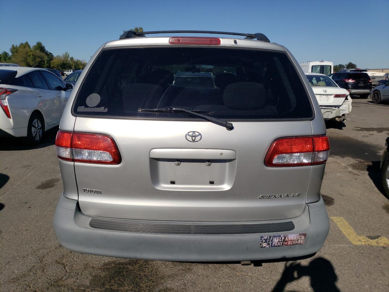 2002 Toyota Sienna Le VIN: 4T3ZF13C32U442514 Lot: 80298475