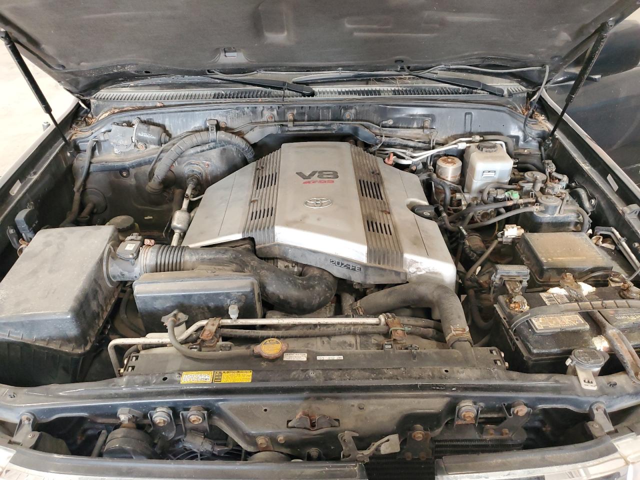 2000 Toyota Land Cruiser VIN: JT3HT05J6Y0107758 Lot: 80075145