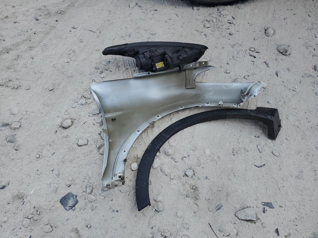 2014 Hyundai Santa Fe Sport VIN: 5XYZU3LA5EG142735 Lot: 82120895