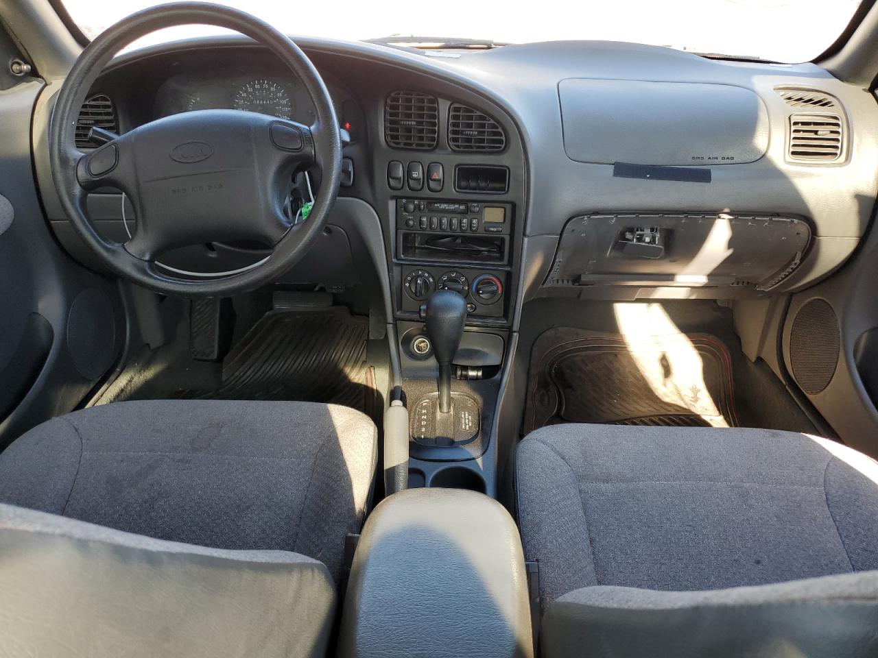 1999 Kia Sephia Base VIN: KNAFB121XX5791664 Lot: 81975375