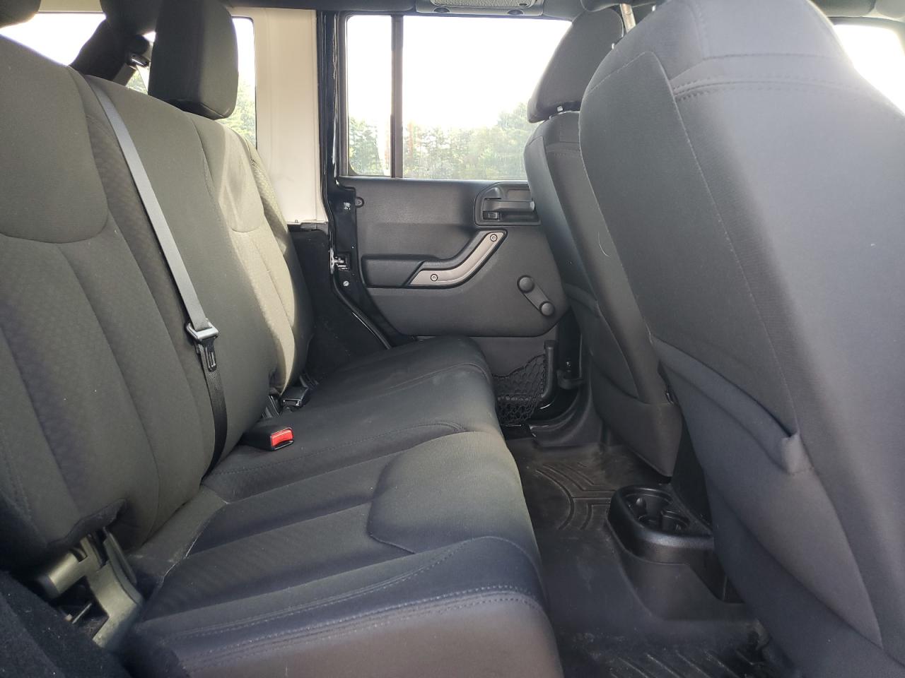 2015 Jeep Wrangler Unlimited Sport VIN: 1C4BJWDG5FL768242 Lot: 80143645