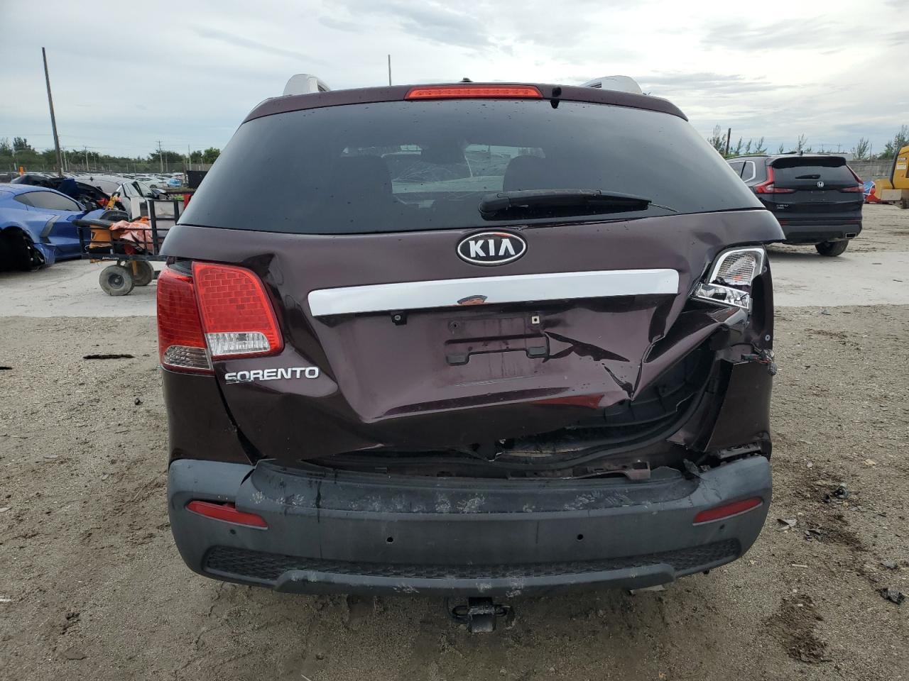 2011 Kia Sorento Base VIN: 5XYKT3A10BG091342 Lot: 81336975
