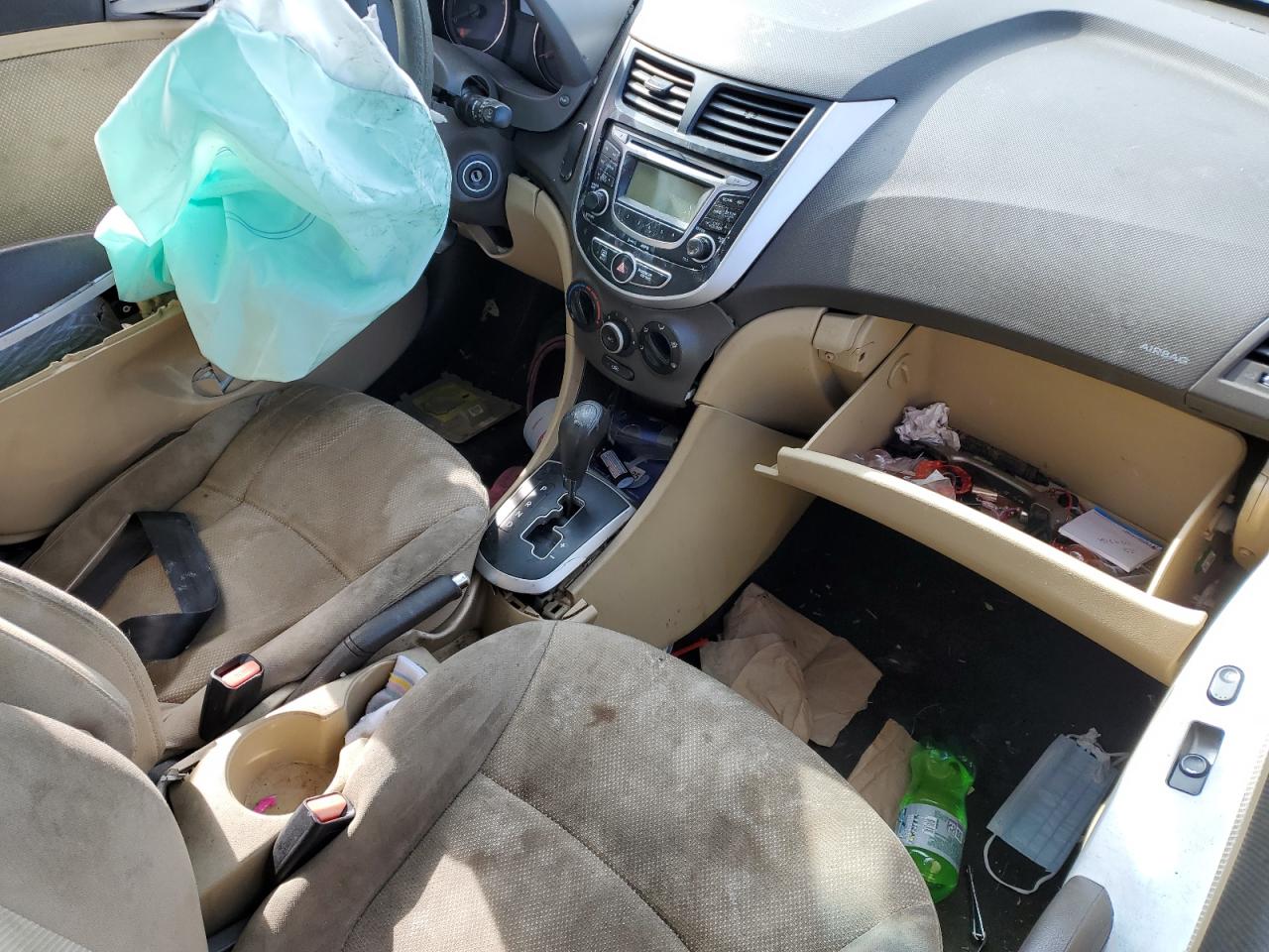 2013 Hyundai Accent Gls VIN: KMHCT4AE0DU454586 Lot: 71868465