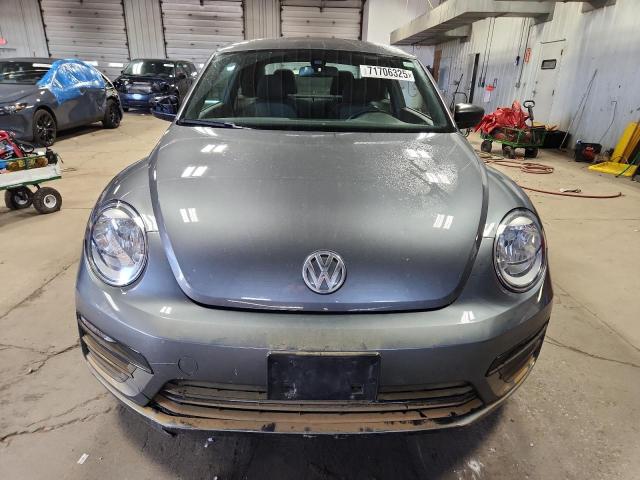  VOLKSWAGEN BEETLE 2017 Серый
