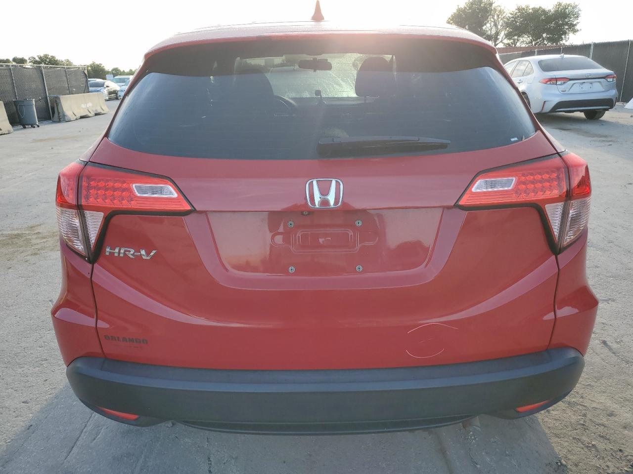 2018 Honda Hr-V Lx VIN: 3CZRU5H37JG700824 Lot: 82062665