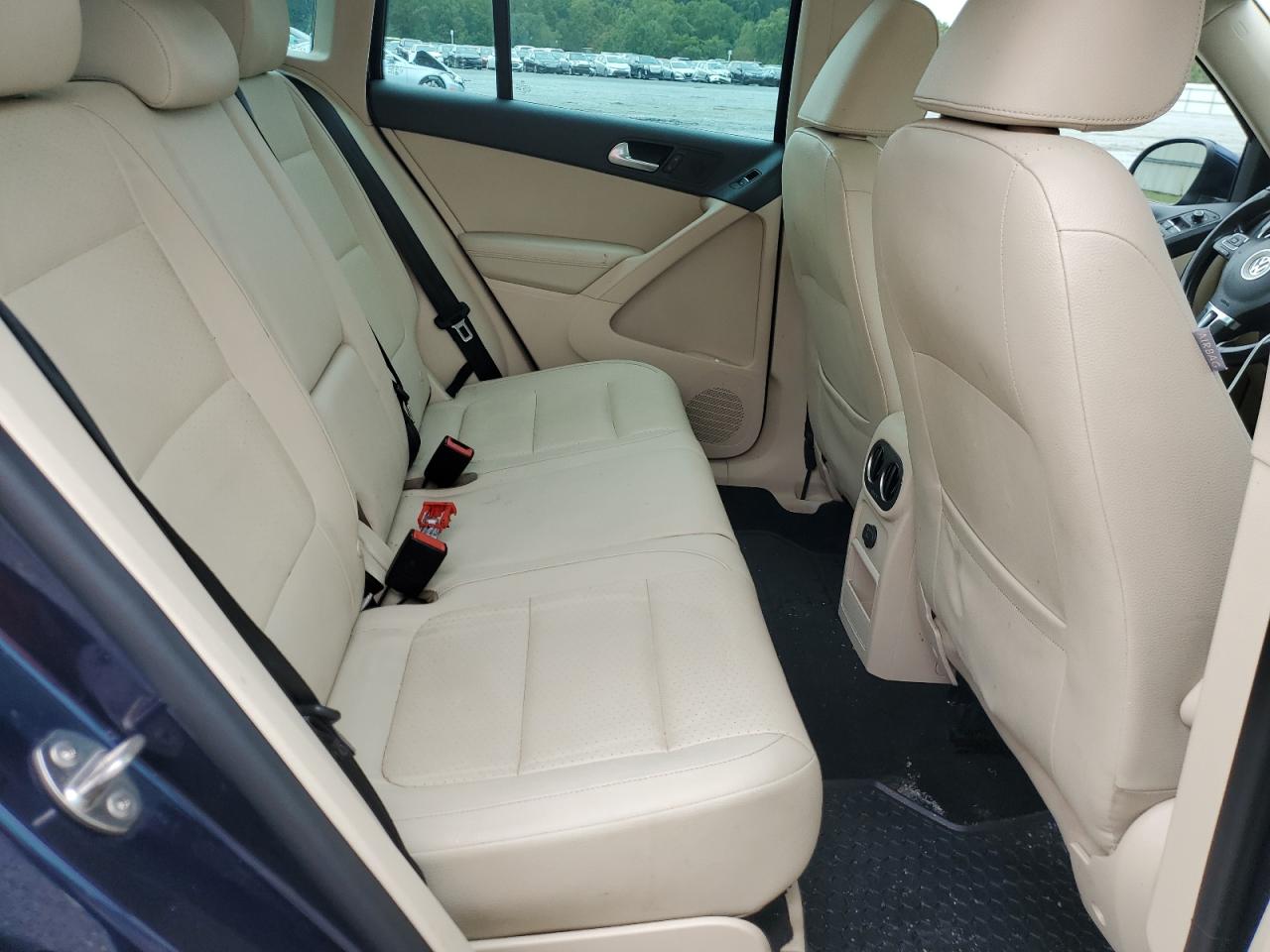 2016 Volkswagen Tiguan S VIN: WVGAV7AX1GW563314 Lot: 81436615