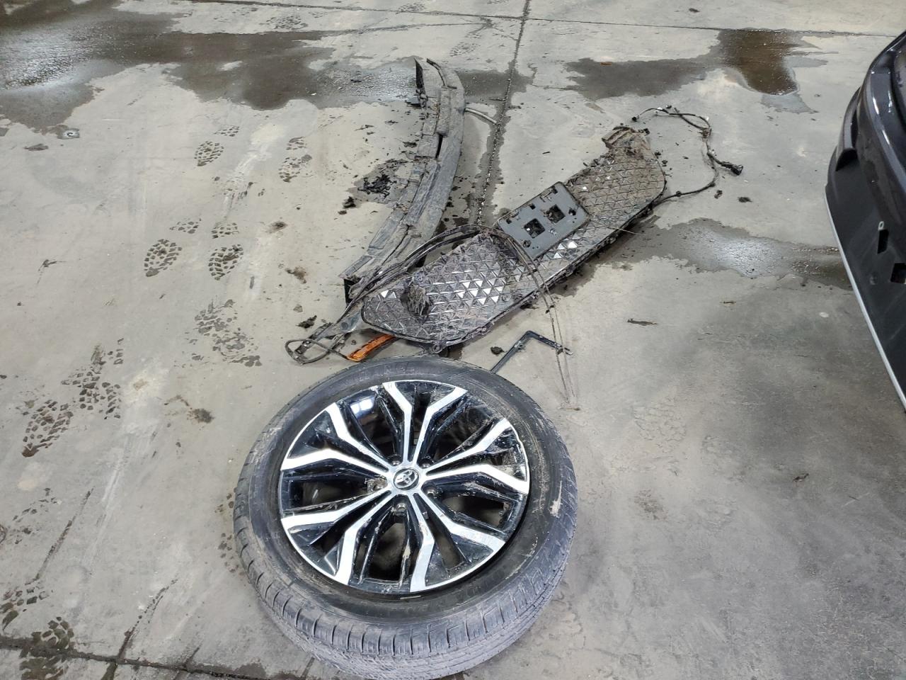 2023 Toyota Crown Xle VIN: JTDAAAAF8P3014523 Lot: 81244735